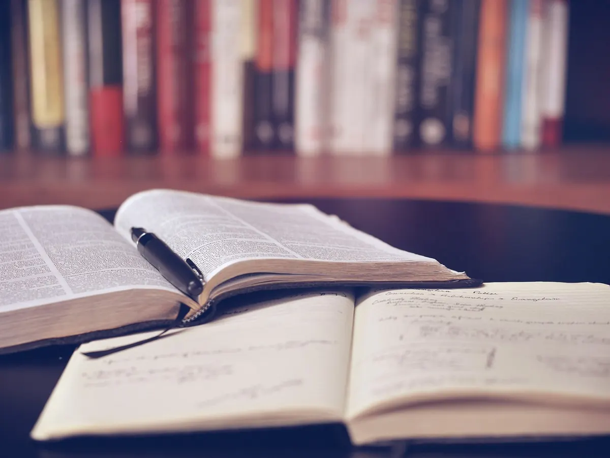Common Mistakes When Buying First Editions Online